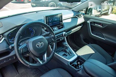 Toyota RAV4 2019 - фото 13