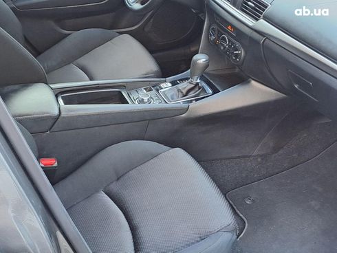 Mazda 3 2018 серый - фото 38
