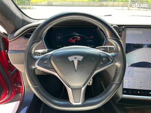 Tesla Model S 2018 красный - фото 16
