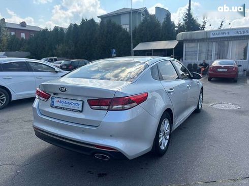 Kia K5 2017 - фото 4