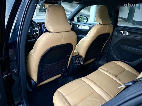 Volvo XC40 2020 - фото 26