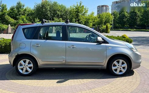 Nissan Note 2010 - фото 8