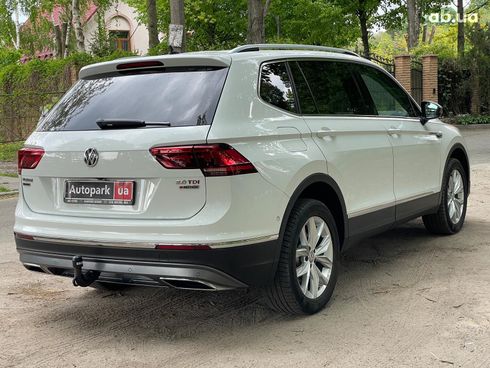 Volkswagen Tiguan 2017 белый - фото 9