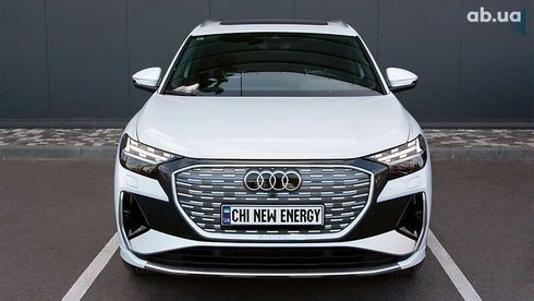 Audi Q4 e-tron 2023 - фото 2