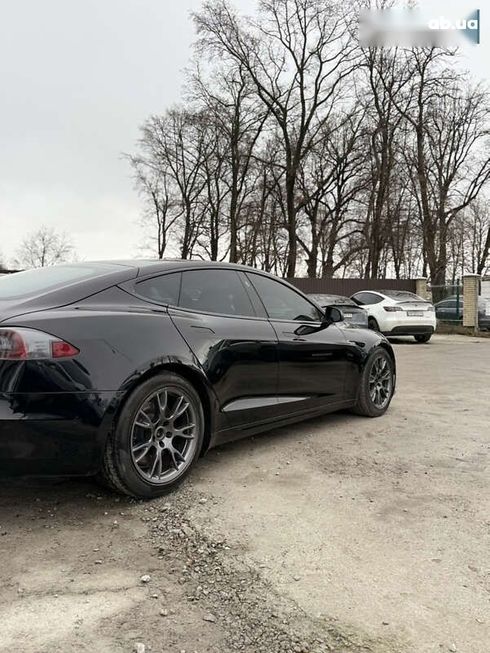 Tesla Model S 2021 - фото 12