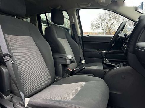 Jeep Compass 2011 - фото 10