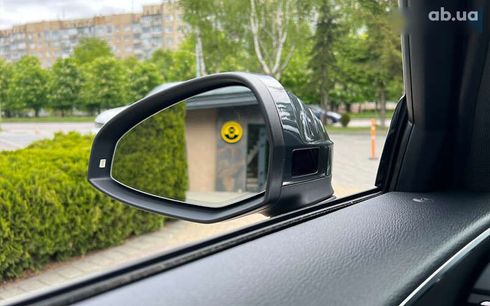 Audi A4 2019 - фото 26