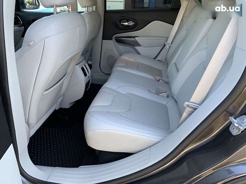 Jeep Cherokee 2020 - фото 27