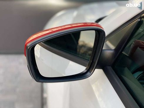 Volkswagen Beetle 2017 - фото 17