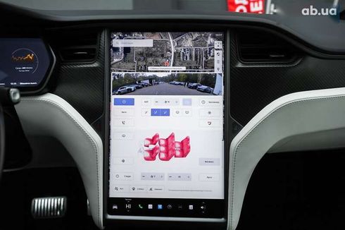 Tesla Model X 2018 - фото 23