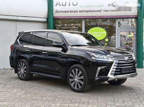 Lexus LX 2017 - фото 4
