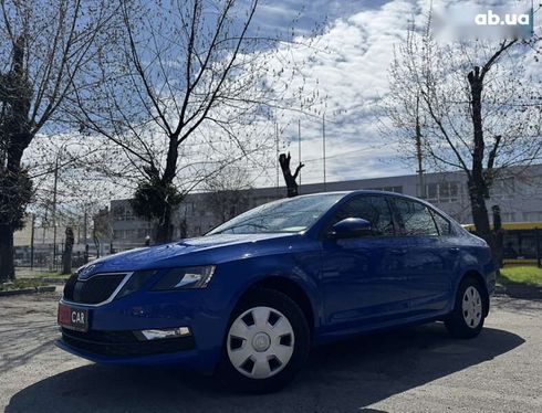 Skoda Octavia 2020 - фото 4