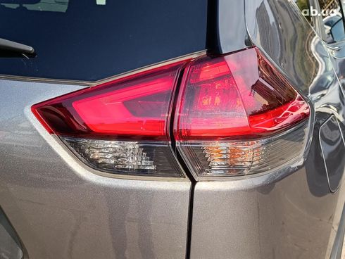 Nissan Rogue 2018 серый - фото 10