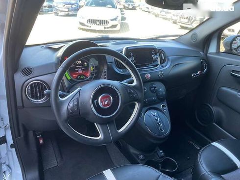 Fiat 500E 2016 - фото 10