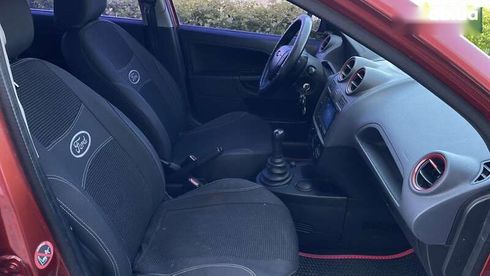 Ford Fiesta 2008 - фото 18