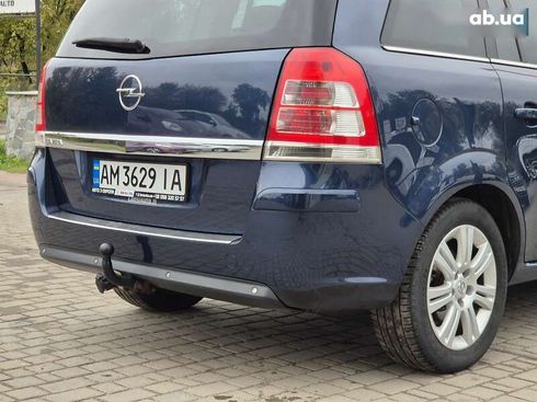 Opel Zafira 2011 - фото 21