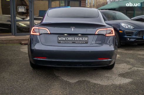 Tesla Model 3 2021 - фото 10