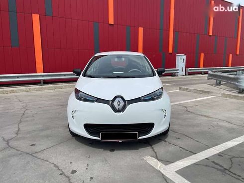 Renault Zoe 2017 - фото 2
