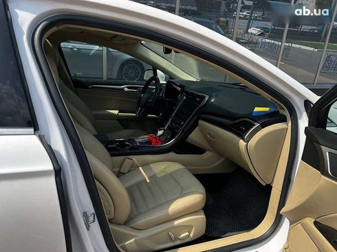 Ford Fusion 2016 - фото 18