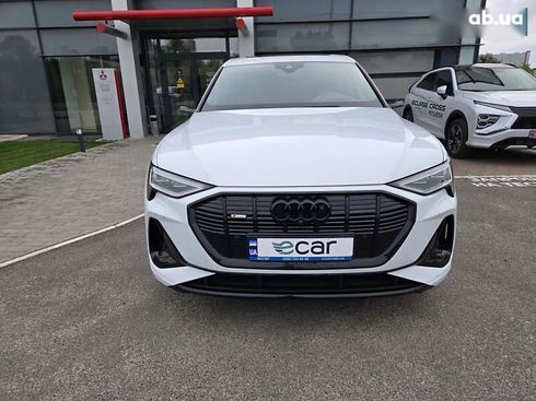 Audi E-Tron 2021 - фото 5