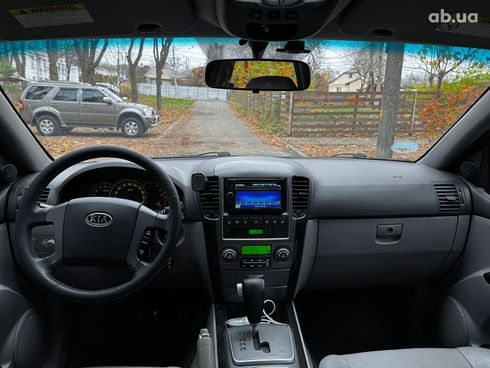 Kia Sorento 2008 серый - фото 22