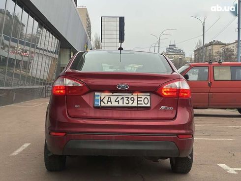Ford Fiesta 2014 - фото 6