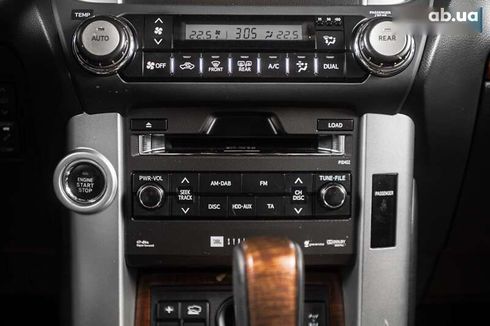 Toyota Land Cruiser Prado 2013 - фото 24