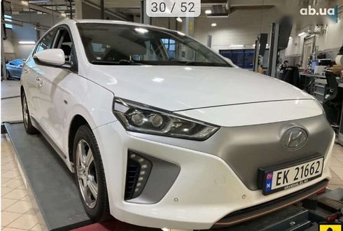 Hyundai Ioniq 2017 - фото 7