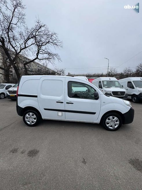 Renault Kangoo 2020 - фото 12