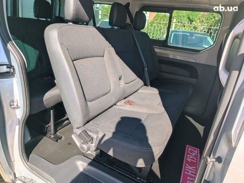 Renault Trafic 2022 серый - фото 32