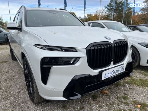 BMW X7 2023 - фото 18