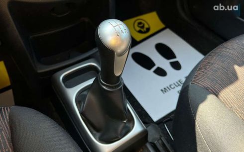 Nissan Note 2010 - фото 14