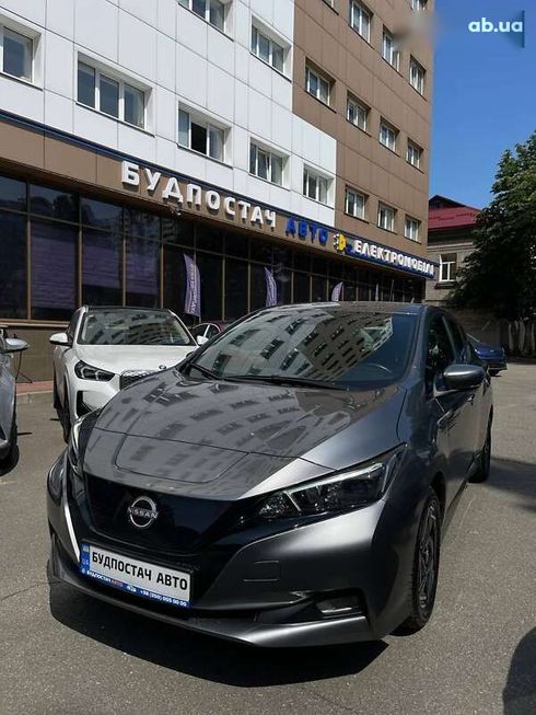 Nissan Leaf 2022 - фото 8