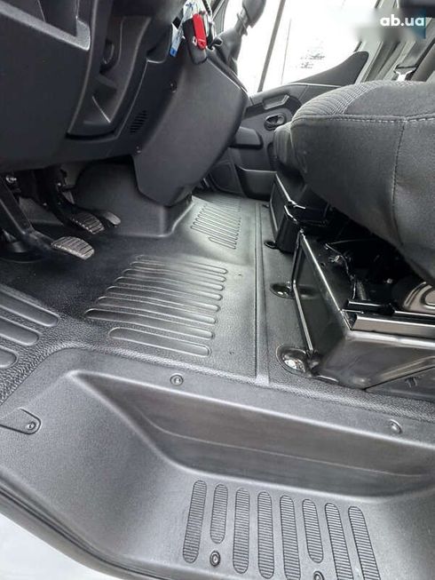 Renault Master 2020 - фото 17