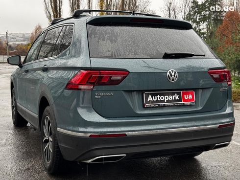 Volkswagen Tiguan 2021 синий - фото 16