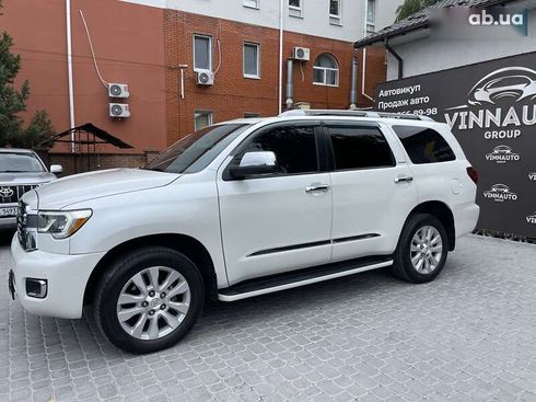 Toyota Sequoia 2018 - фото 18
