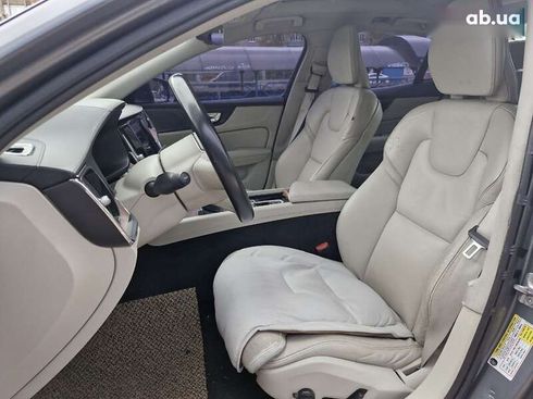 Volvo S60 2018 - фото 7