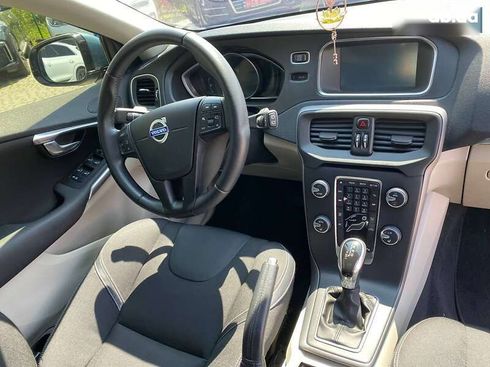 Volvo V40 2013 - фото 10