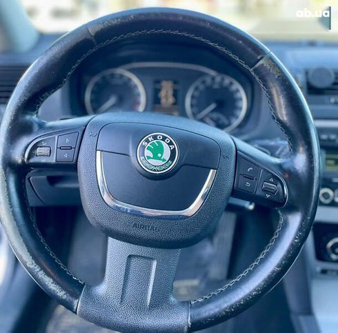 Skoda Octavia 2012 - фото 10