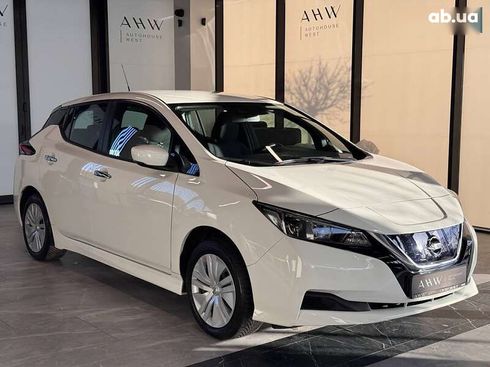 Nissan Leaf 2021 - фото 6