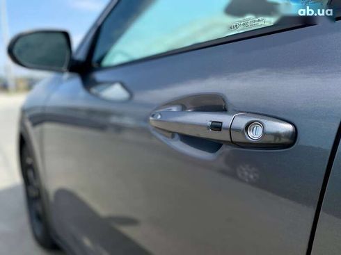 Kia Niro 2017 - фото 13