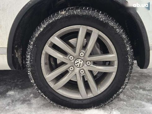 Volkswagen Touareg 2015 - фото 18