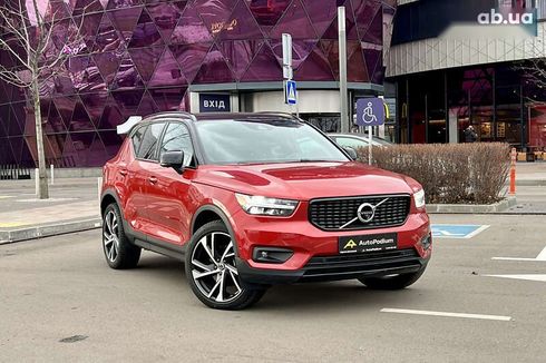 Volvo XC40 2022 - фото 2