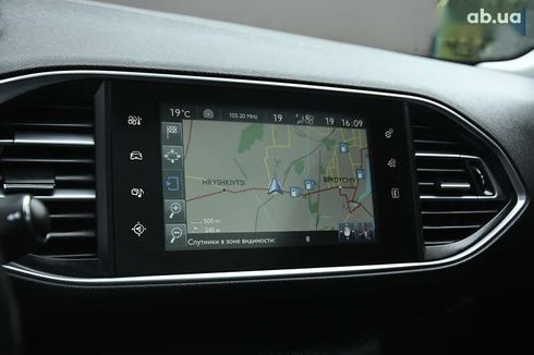 Peugeot 308 2015 - фото 29