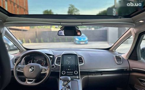 Renault Espace 2016 - фото 15