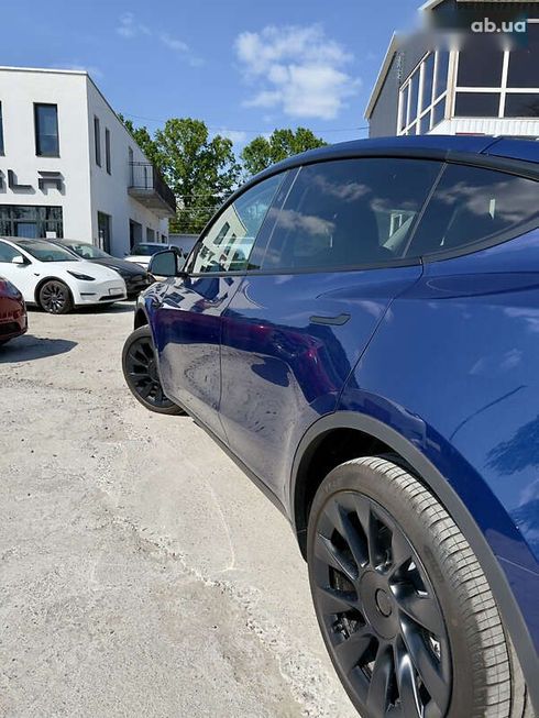 Tesla Model Y 2024 - фото 15
