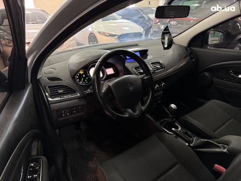 Renault Megane 2012 - фото 2