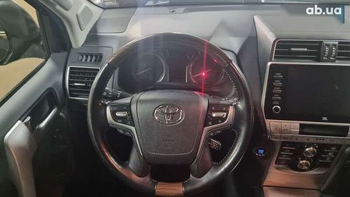 Toyota Land Cruiser Prado 2021 - фото 11