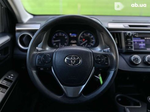 Toyota RAV4 2018 - фото 23