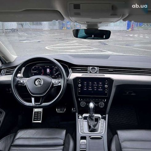 Volkswagen passat alltrack 2017 - фото 21
